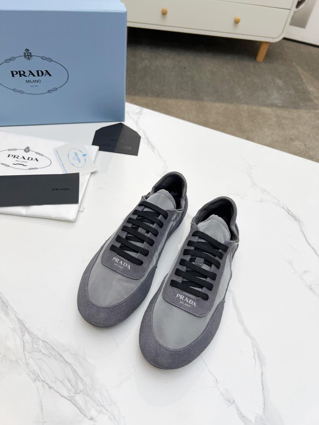 COLLAPSE SNEAKERS IN GRAY SUEDE AND NYLON - 35