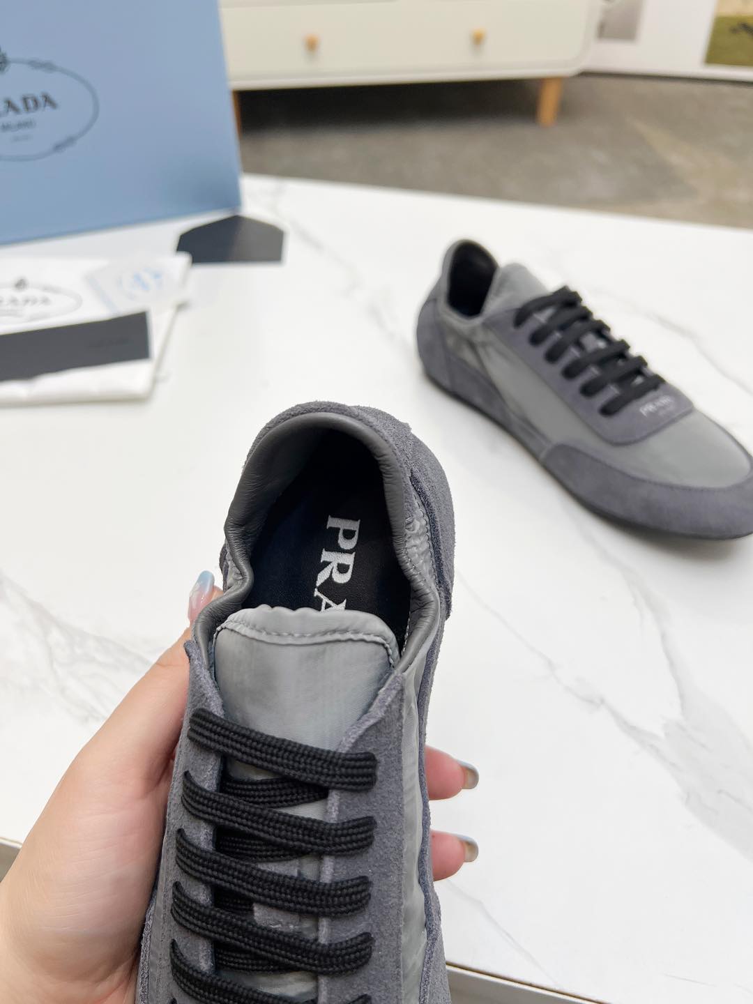 COLLAPSE SNEAKERS IN GRAY SUEDE AND NYLON - 35