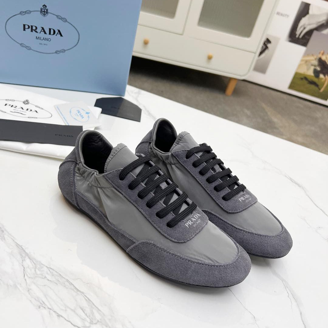 COLLAPSE SNEAKERS IN GRAY SUEDE AND NYLON - 35