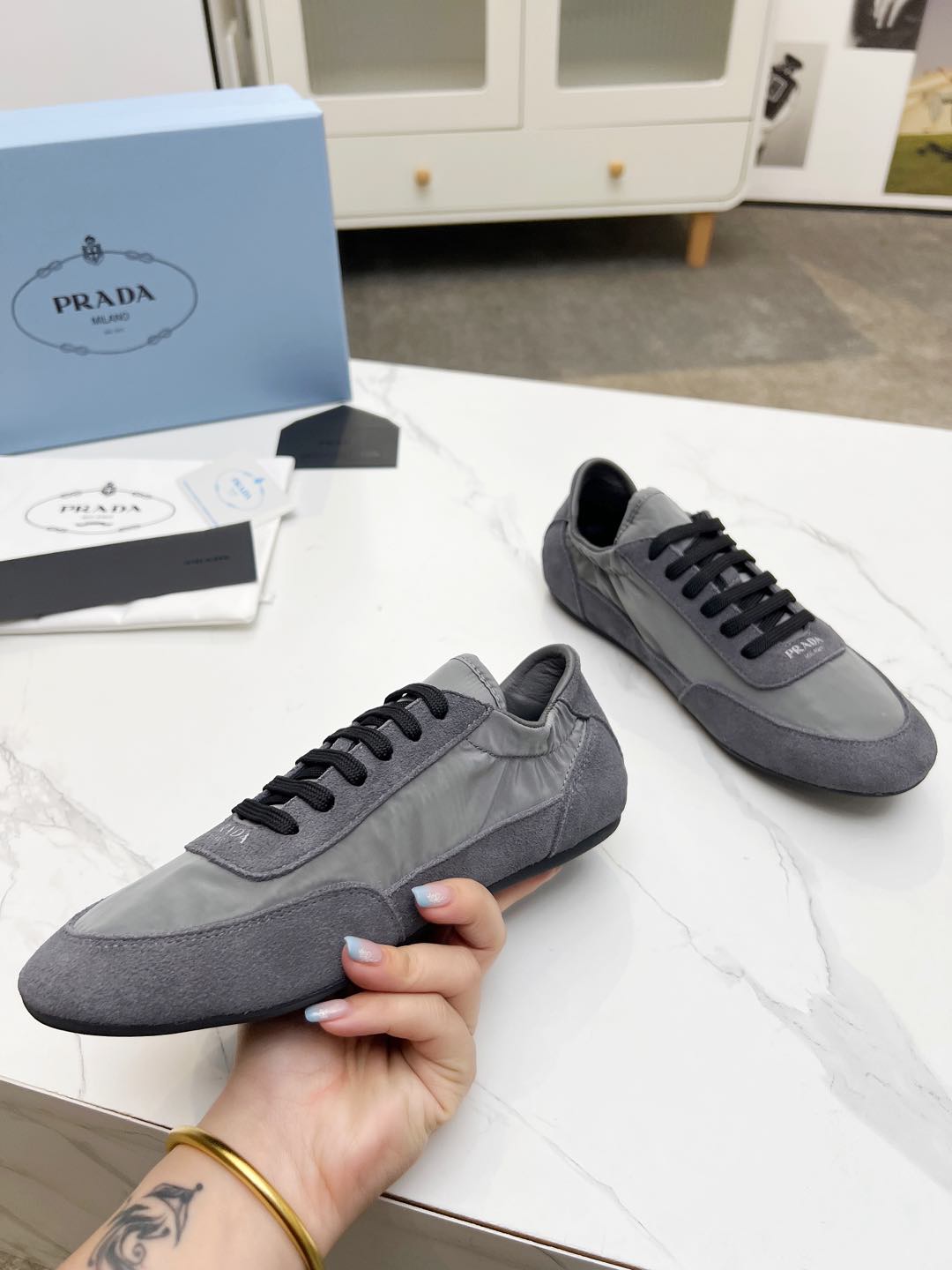 COLLAPSE SNEAKERS IN GRAY SUEDE AND NYLON - 35