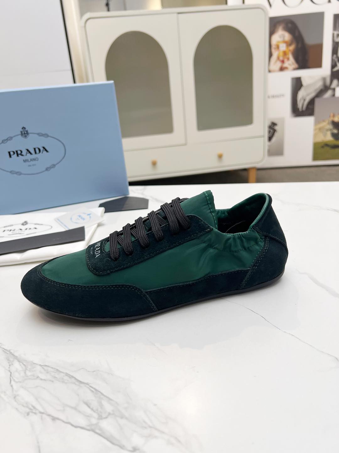 COLLAPSE SNEAKERS IN BLACK SUEDE AND FOREST GREEN NYLON - 35
