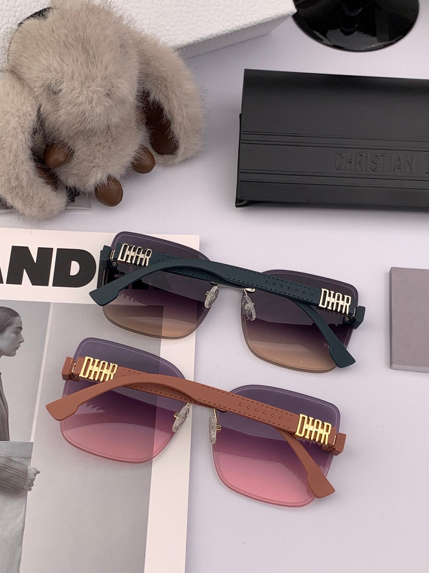 SIGNATURE SUNGLASS 575718 IN ACETATE - Grey Gradient