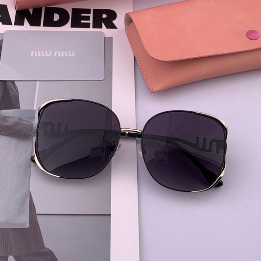 RUNWAY CAT EYE SUNGLASSES M8321 IN ACETATE - Black