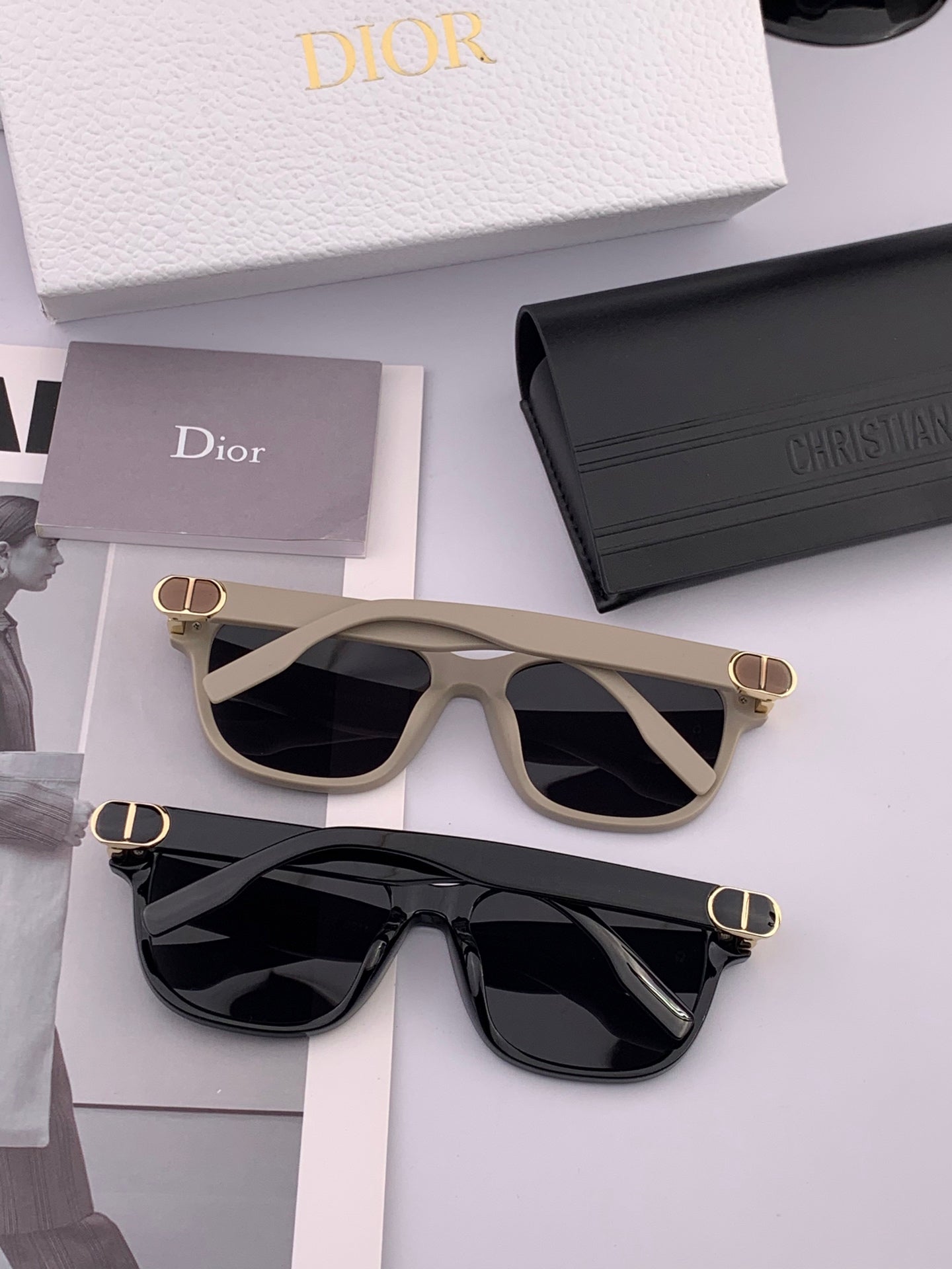 MONTAIGNE SUNGLASS CD6113 IN ACETATE - Black
