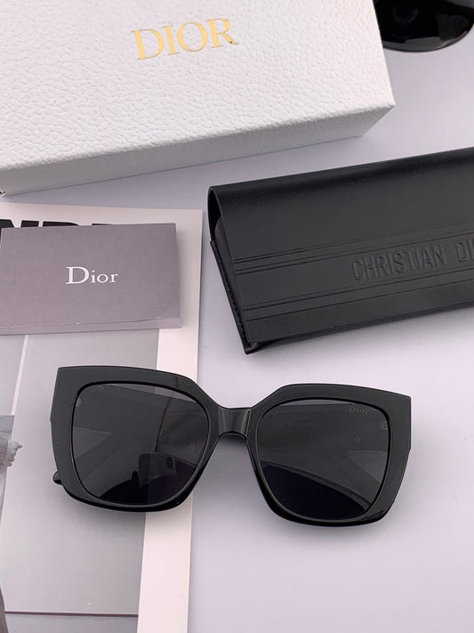 MONTAIGNE SUNGLASS CD1113 IN ACETATE - Small