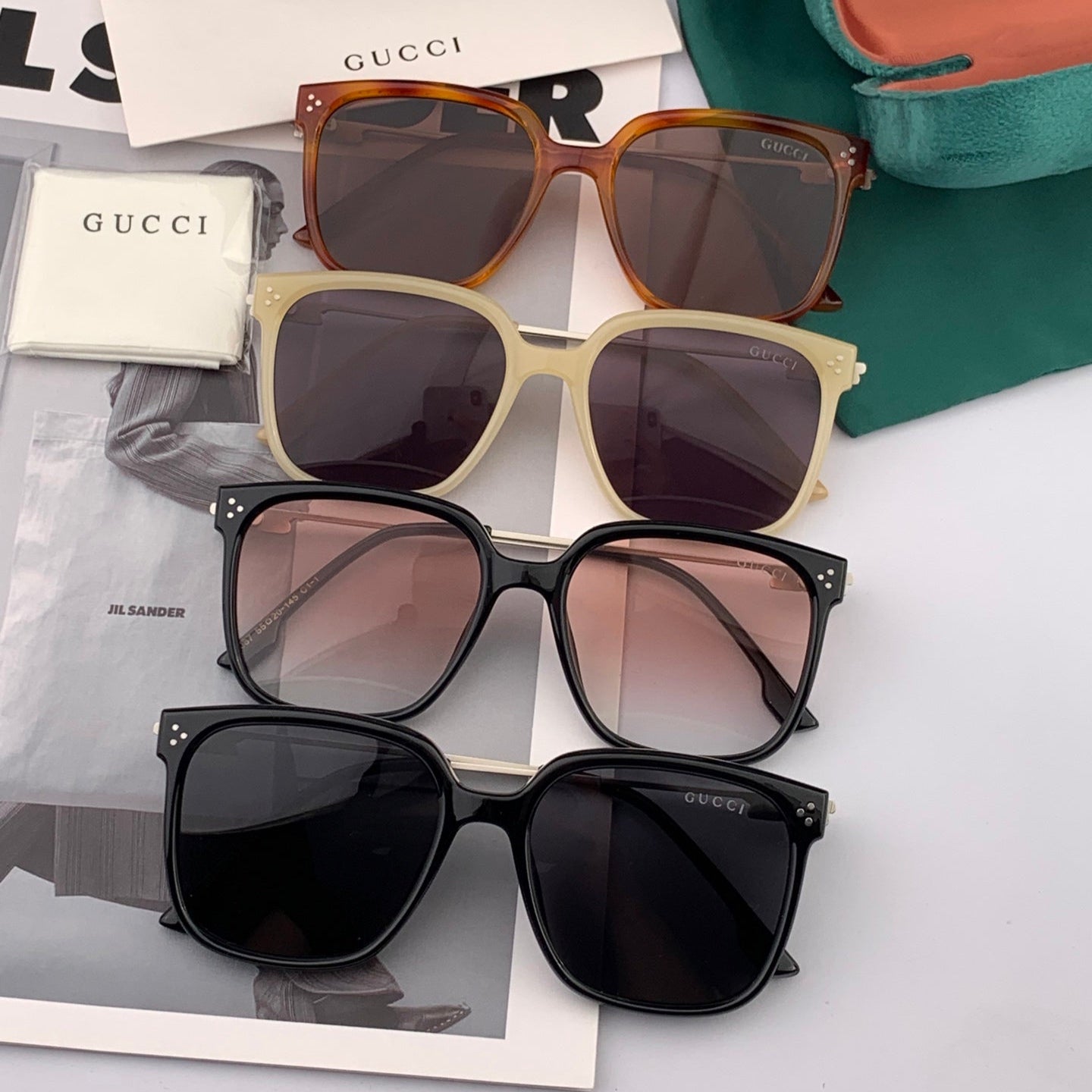 SQUARE FRAME SUNGLASSES G7108 IN ACETATE - Black/ black