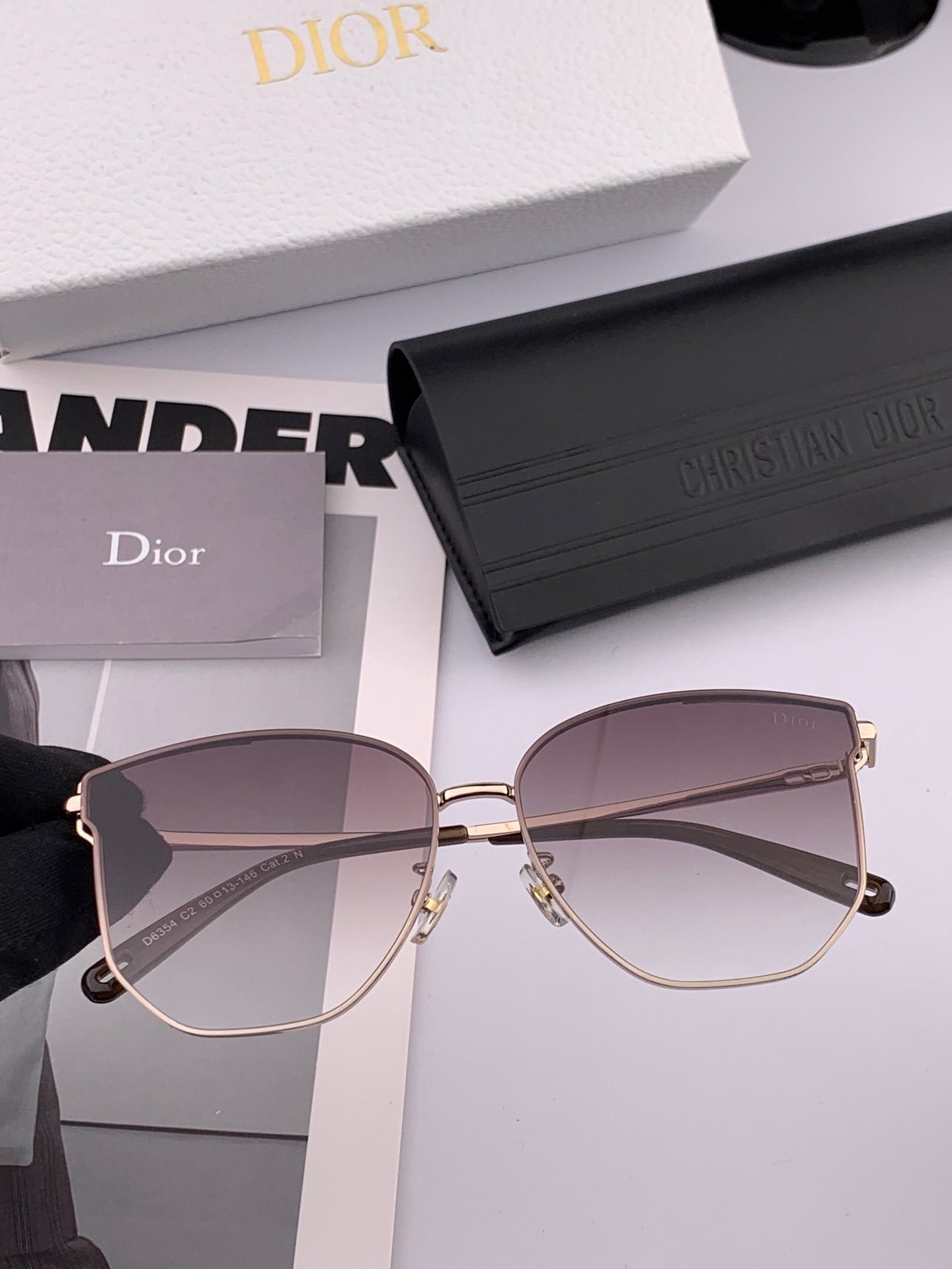 MONTAIGNE SUNGLASS CD4635 IN ACETATE - Grey Smoke