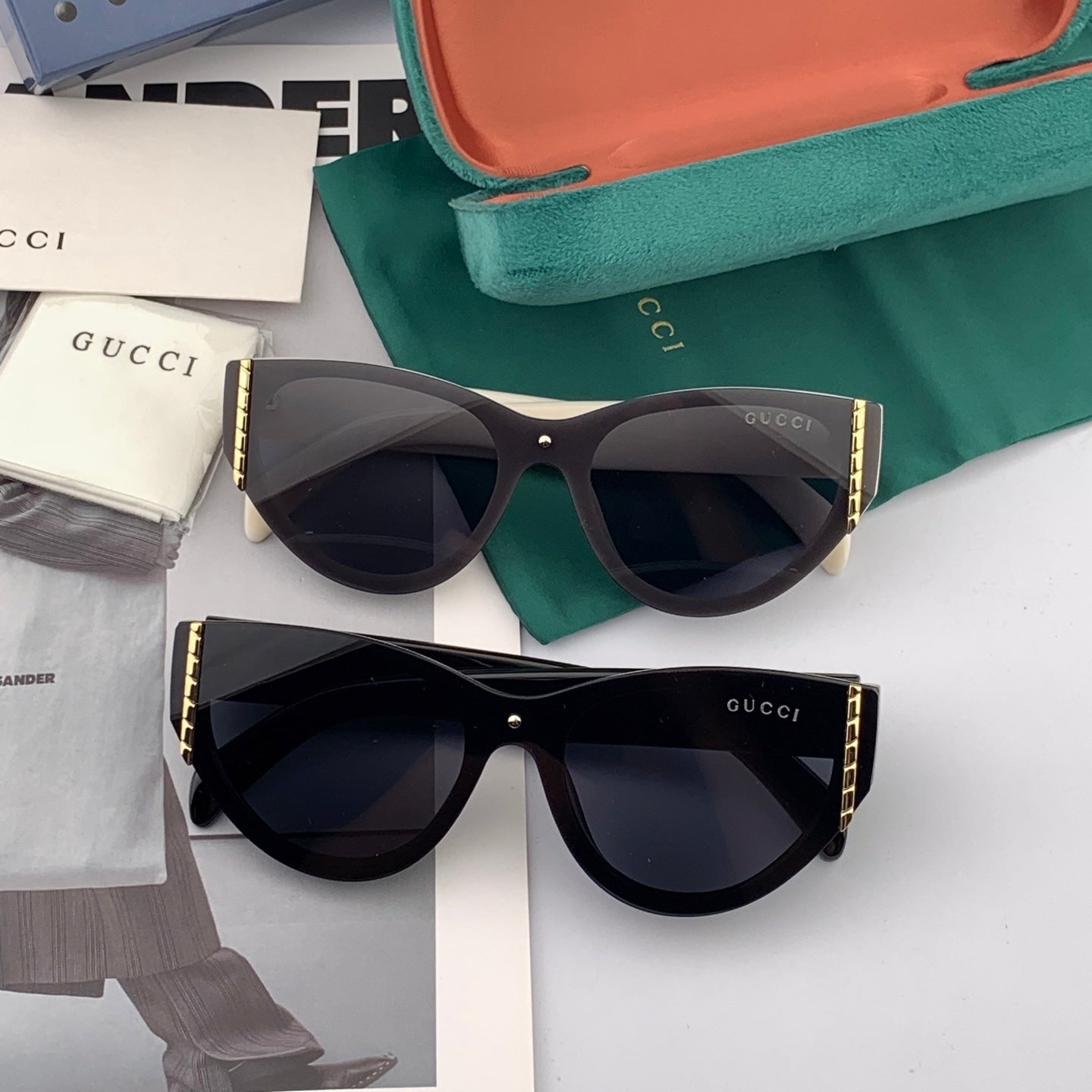 CAT-EYE FRAME SUNGLASSES G82036 IN ACETATE - Black