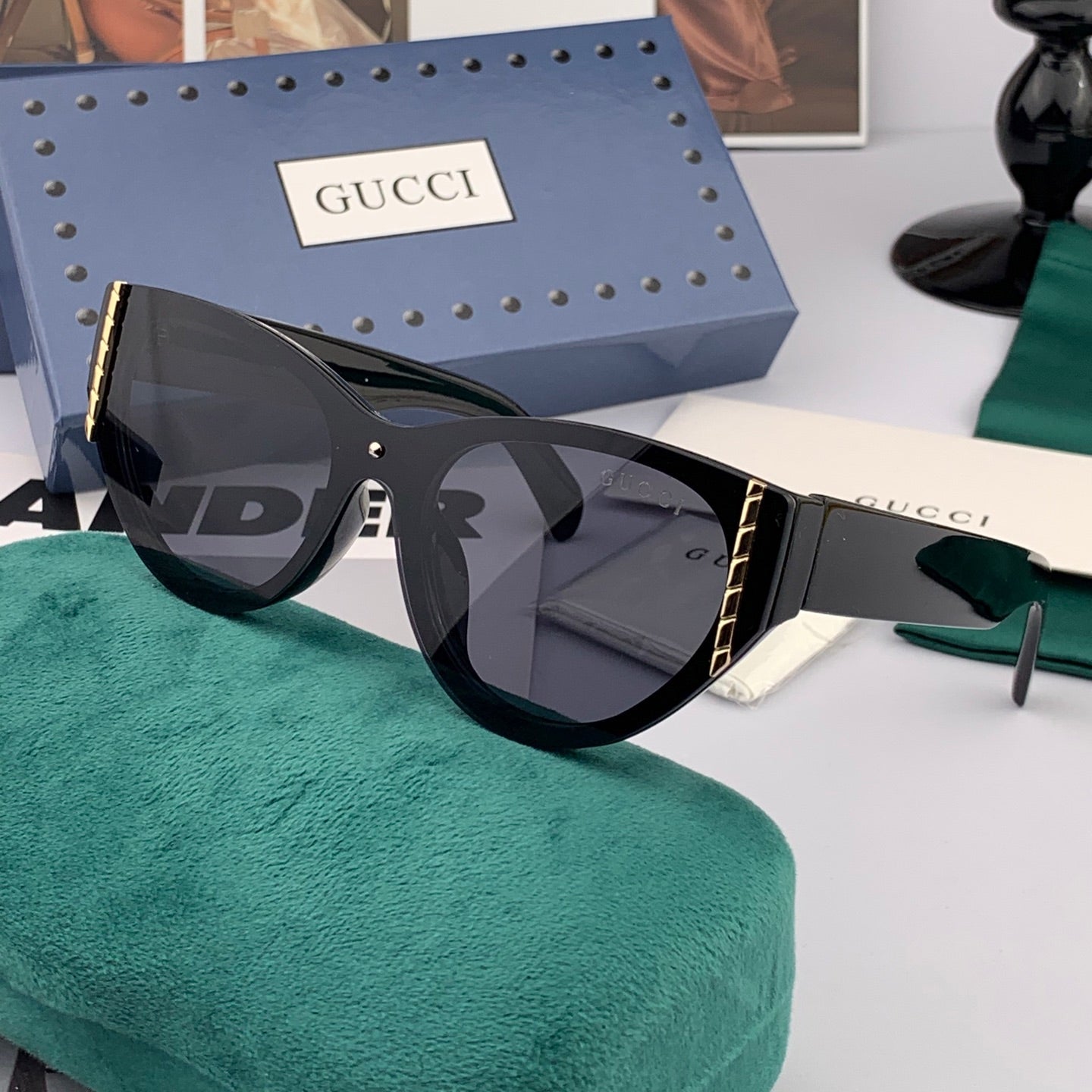 CAT-EYE FRAME SUNGLASSES G82036 IN ACETATE - Black