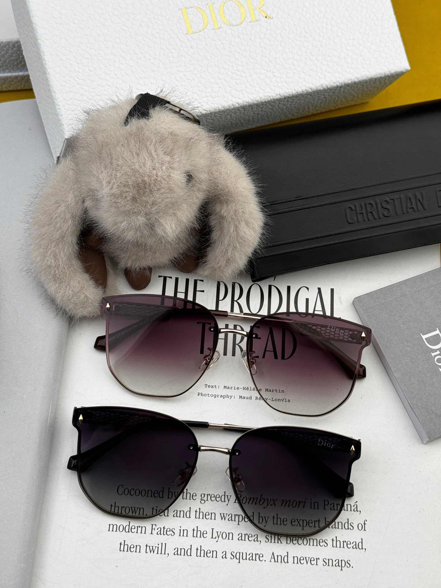 MONTAIGNE SUNGLASS CD8640 IN METAL - Grey Smoke