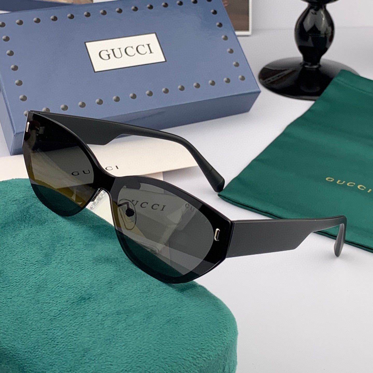 CAT-EYE FRAME SUNGLASSES G8316 IN ACETATE - White