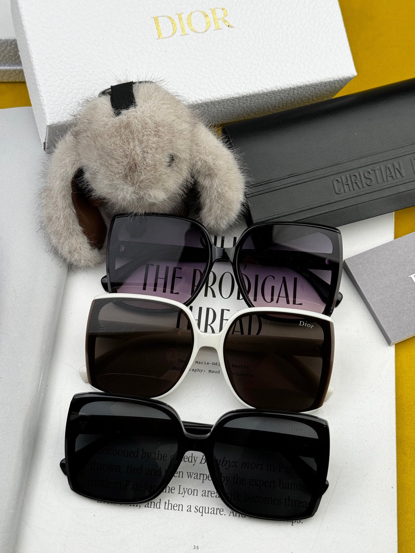 MONTAIGNE SUNGLASS CD3311 IN ACETATE - Black