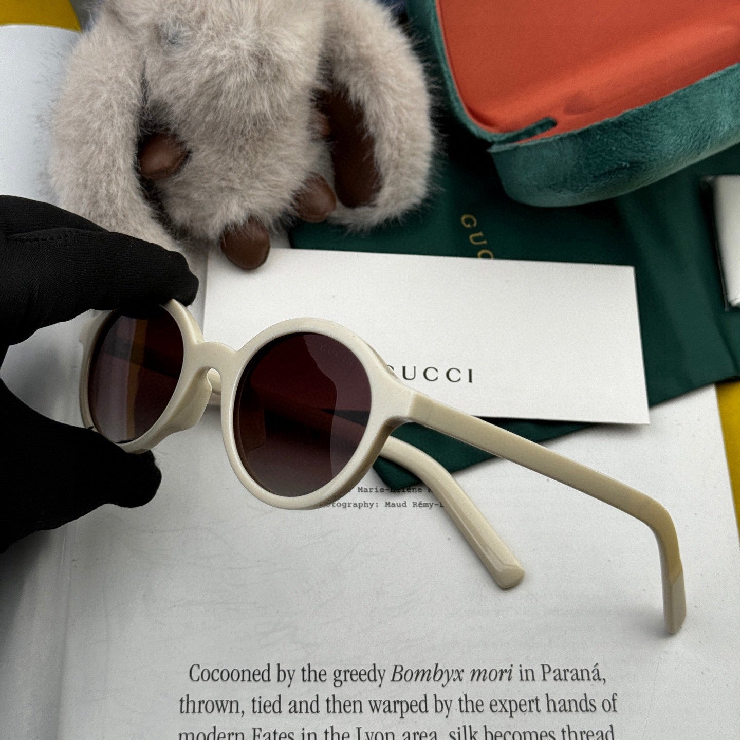 ROUND FRAME SUNGLASSES G6910 IN ACETATE - Black