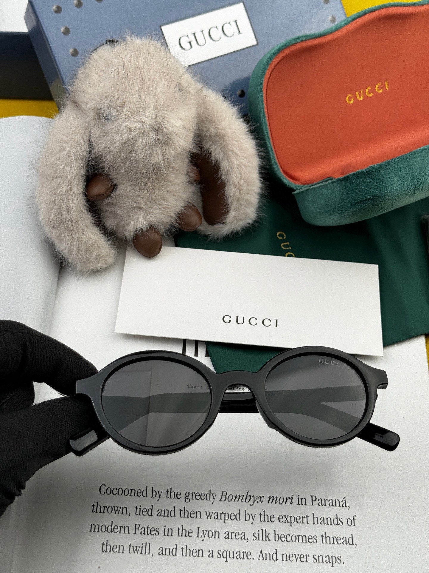 ROUND FRAME SUNGLASSES G6910 IN ACETATE - Black