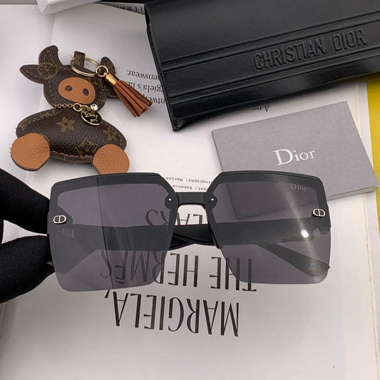 MONTAIGNE SUNGLASS D9805 IN ACETATE - Black