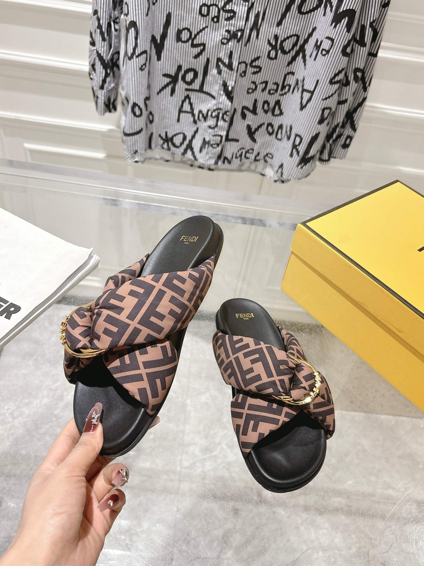 FF KNOT SLIDE SANDALS IN BROWN FABRIC - 35