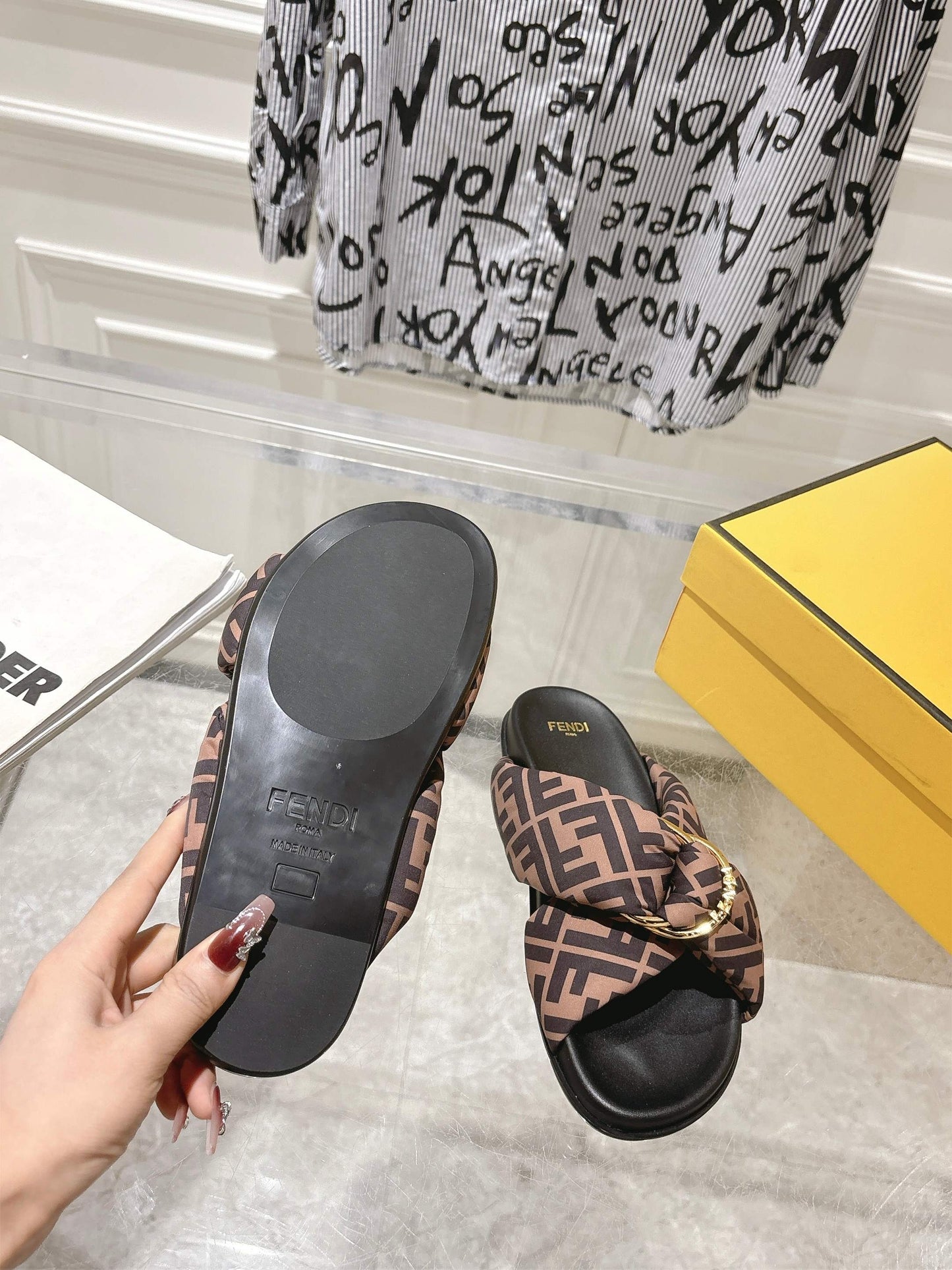 FF KNOT SLIDE SANDALS IN BROWN FABRIC - 35