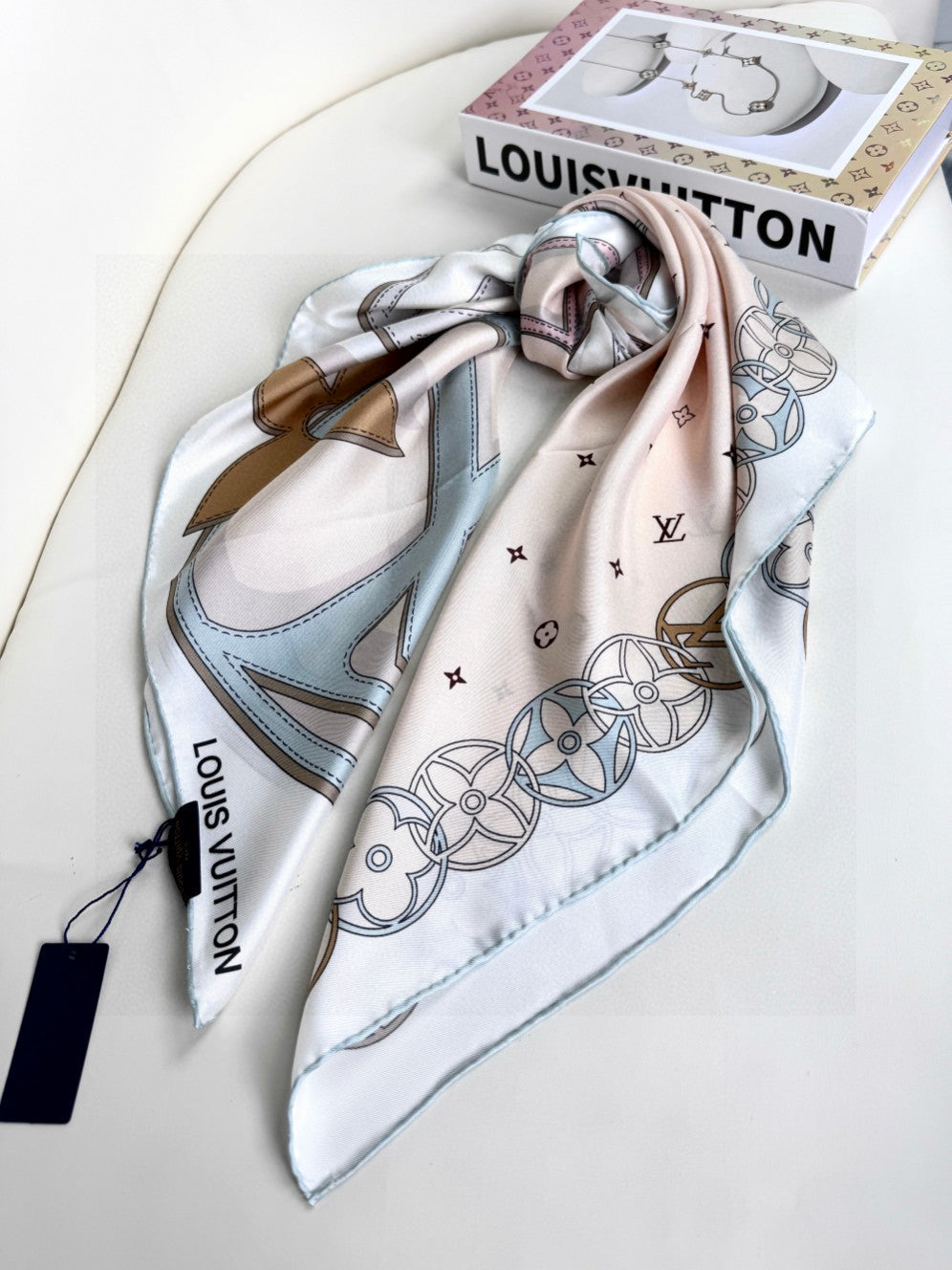 LV SCARF 90 CM IN SILK 719999