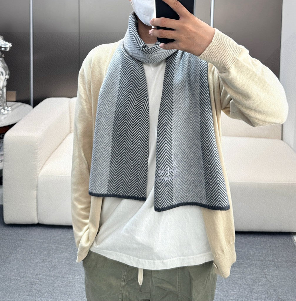 LV SCARF 180 CM IN CASHMERE 714296