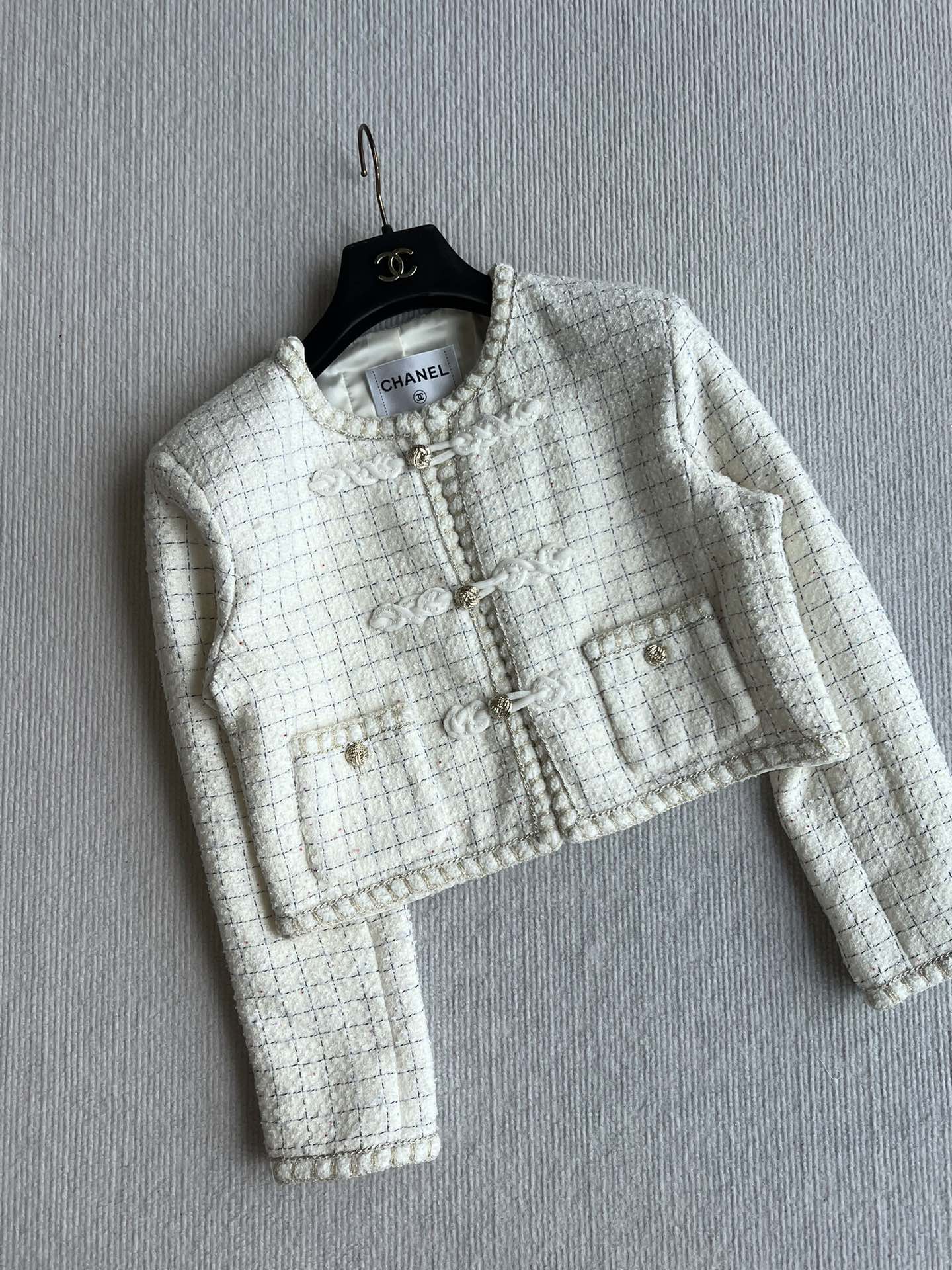 CHANEL WOOL COAT STYLE 9