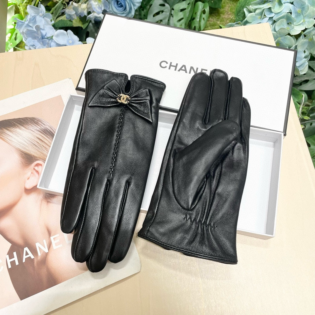 GLOVES IN BLACK LAMBSKIN 464983 - M