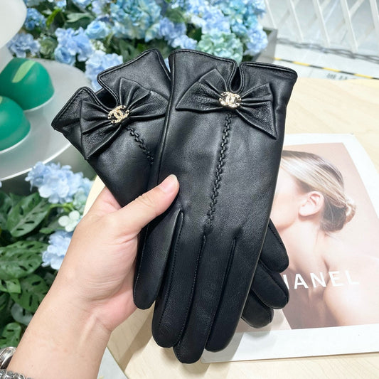 GLOVES IN BLACK LAMBSKIN 464983 - M