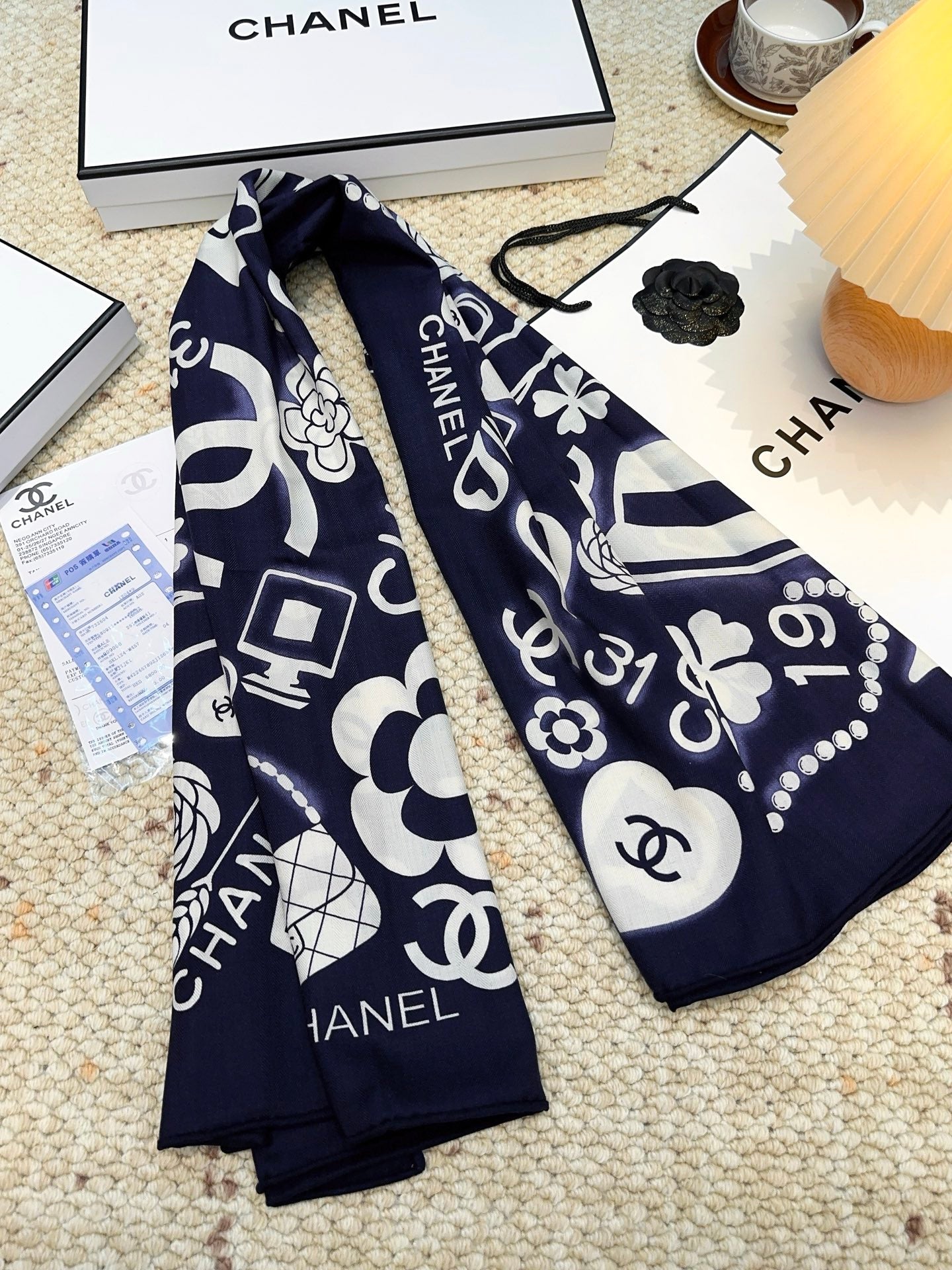 CHANEL 25S SCARF 140 IN SILK AND CASHMERE 881853