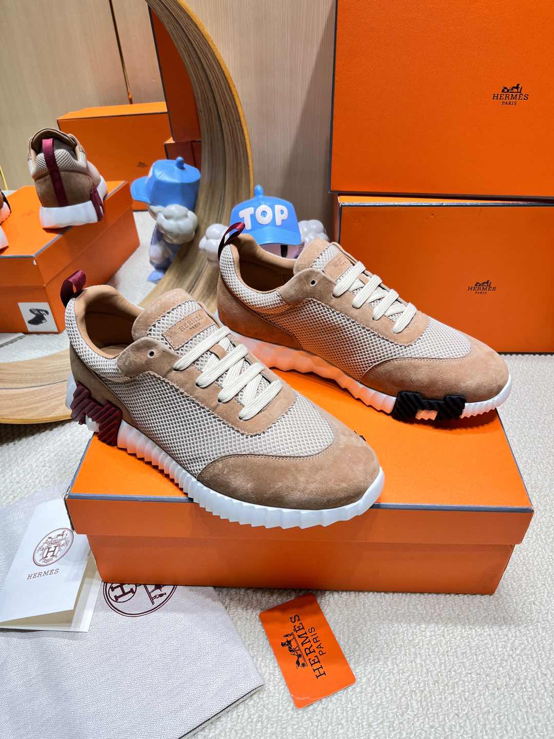 BOUNCING SNEAKER IN PEANUT BROWN SUEDE AND WHITE KNIT - 34