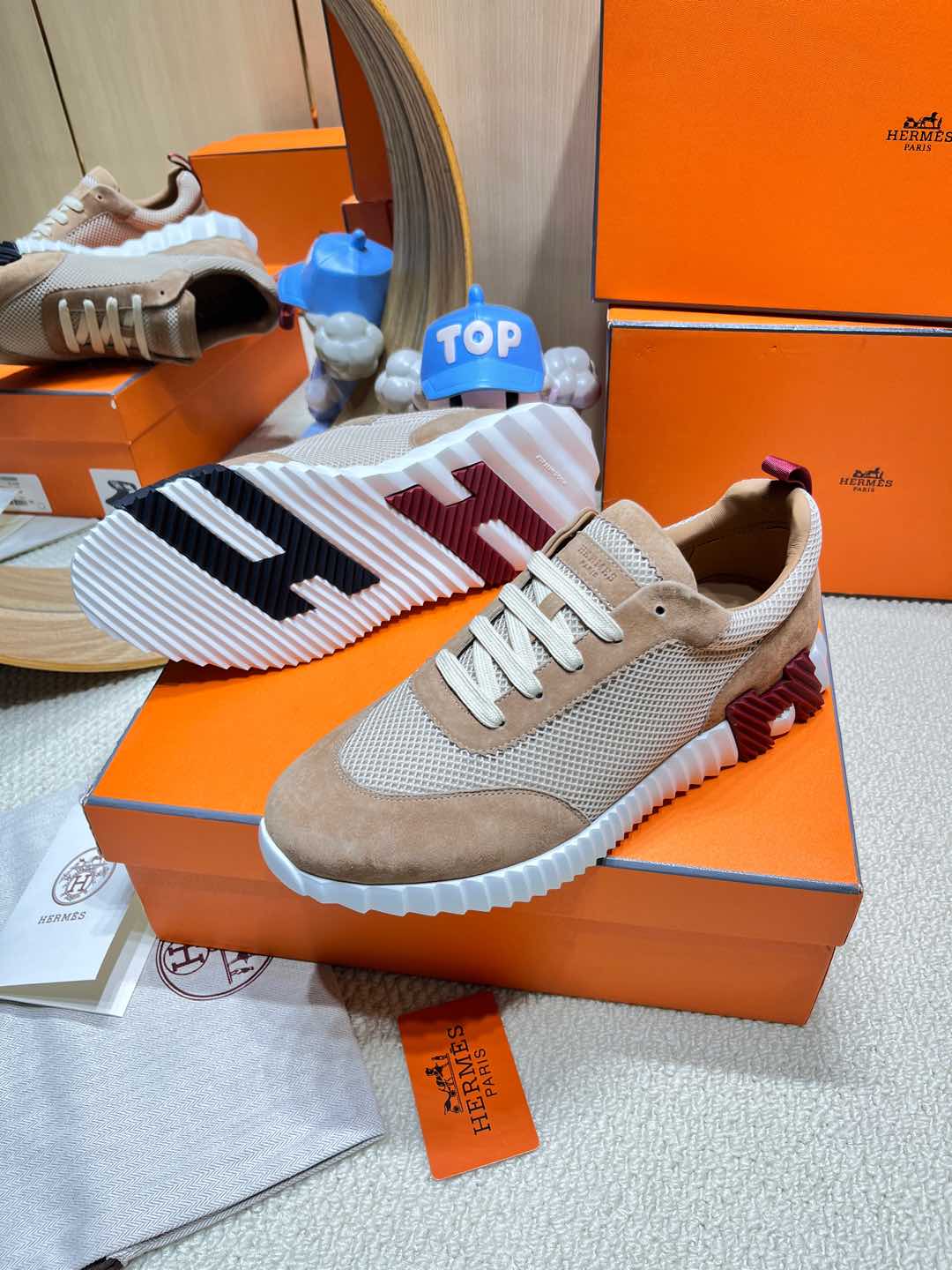 BOUNCING SNEAKER IN PEANUT BROWN SUEDE AND WHITE KNIT - 34