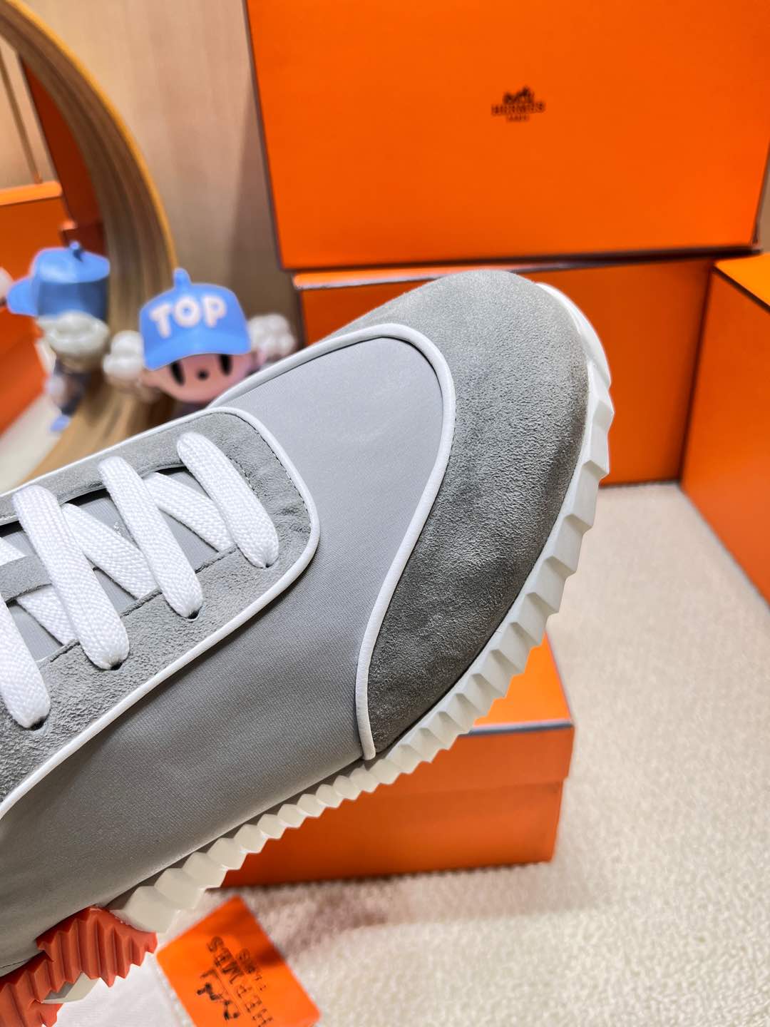 BOUNCING SNEAKER IN SMOKE GRAY SUEDE AND CALFSKIN - 34