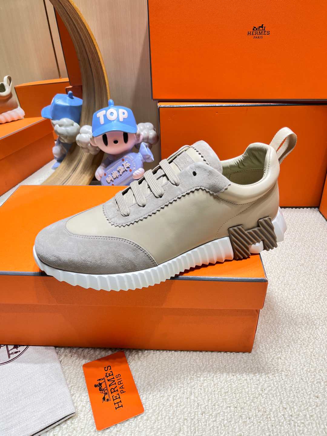 BOUNCING SNEAKER IN PALE GRAY SUEDE AND CALFSKIN - 34