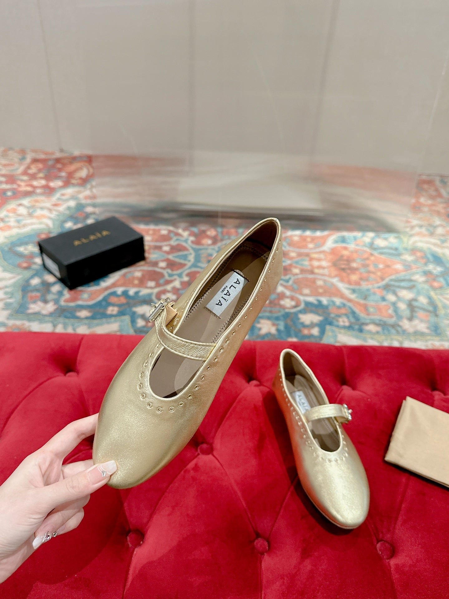 ALAIA MARY JANE IN GOLD LAMBSKIN WITH GOLD HARDWARE - 35