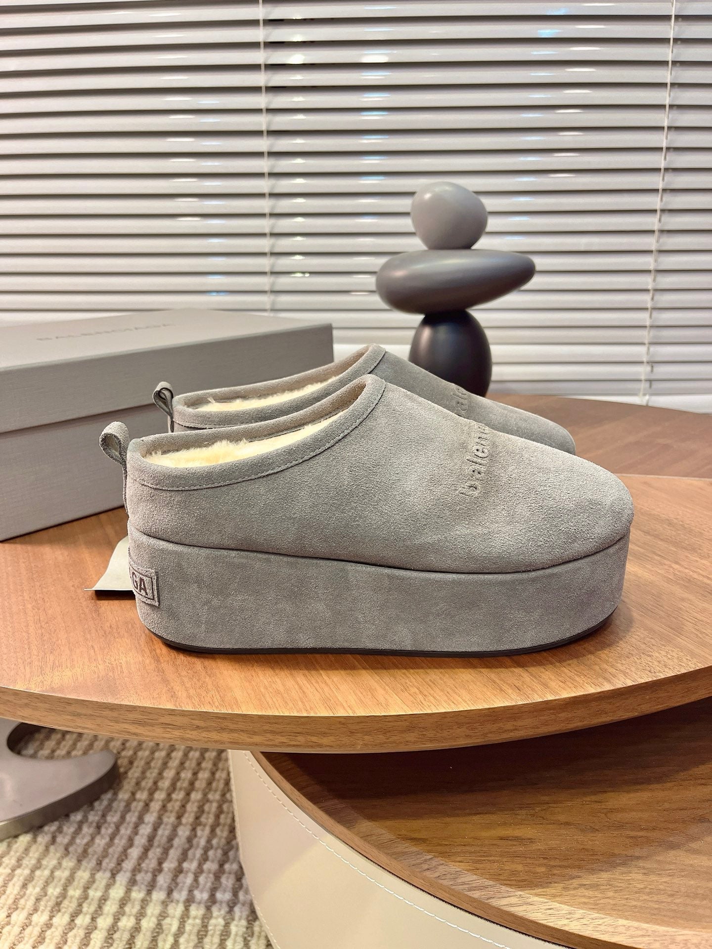BALENCIAGA 25S AURALEE SLIP-ON 50 MM IN GREY SUEDE - 35