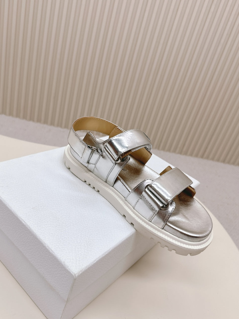 DIOR BACK-STRAP SANDALS 25S IN SILVER CALFSKIN WITH SILVER HARDWARE - 35