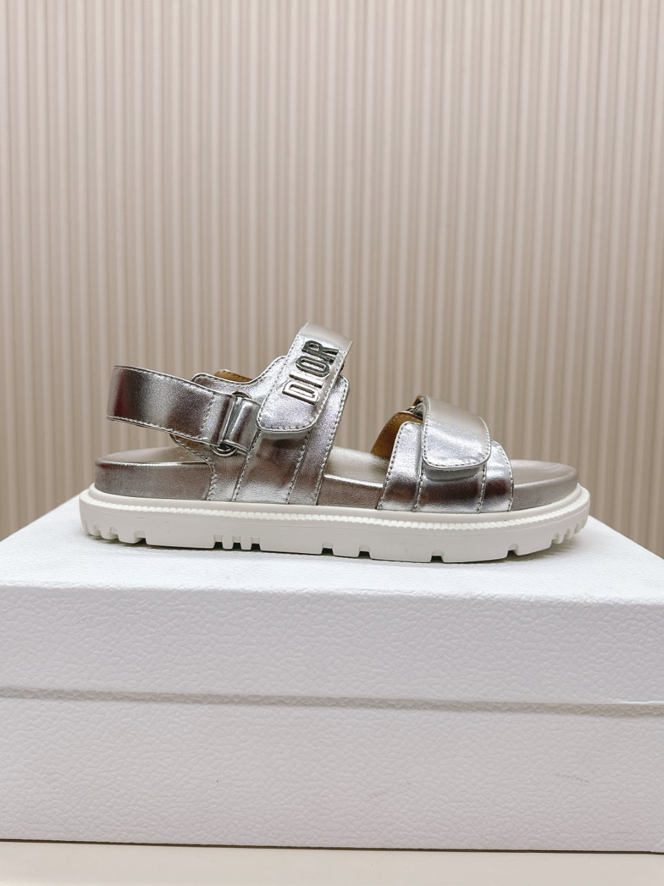 DIOR BACK-STRAP SANDALS 25S IN SILVER CALFSKIN WITH SILVER HARDWARE - 35