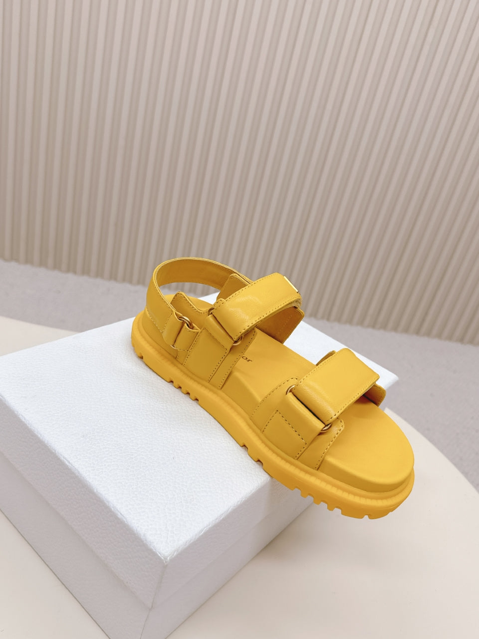DIOR BACK-STRAP SANDALS 25S IN YELLOW CALFSKIN WITH GOLD HARDWARE - 35