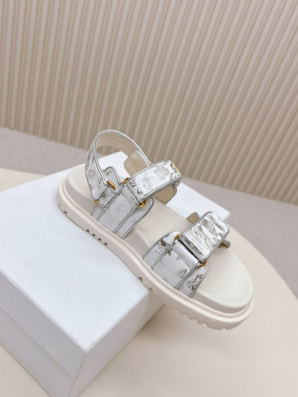 DIOR BACK-STRAP SANDALS 25S IN CREAM WHITE AND SILVER CALFSKIN WITH BUTTERFLY MOTIF - 35