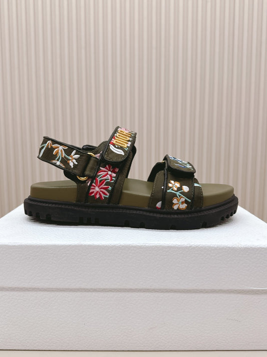 DIOR BACK-STRAP SANDALS 25S IN MOSS GREEN CALFSKIN EMBROIDERED WITH PETITES FLEURS - 35