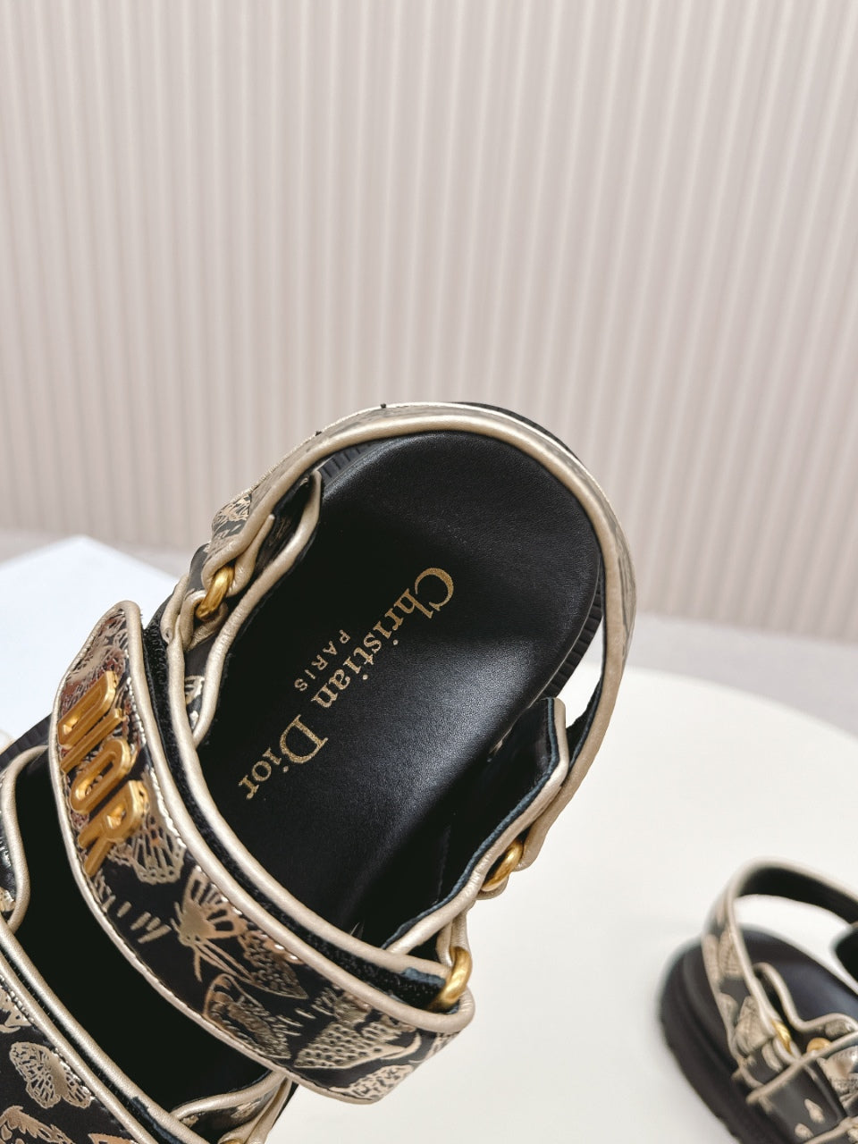 DIOR BACK-STRAP SANDALS 25S IN BLACK AND GOLD CALFSKIN WITH BUTTERFLY MOTIF - 35