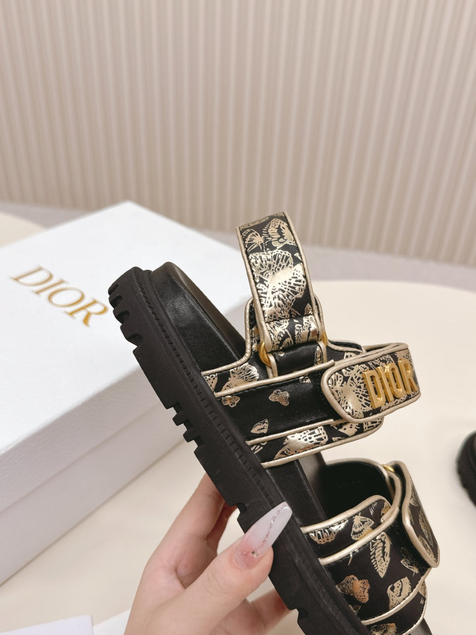 DIOR BACK-STRAP SANDALS 25S IN BLACK AND GOLD CALFSKIN WITH BUTTERFLY MOTIF - 35