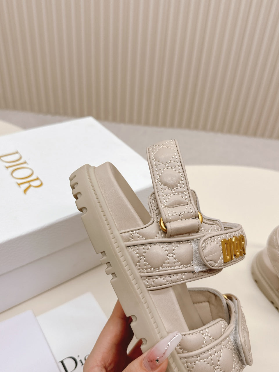 DIOR BACK-STRAP SANDALS 25S IN LIGHT BEIGE CALFSKIN - 35