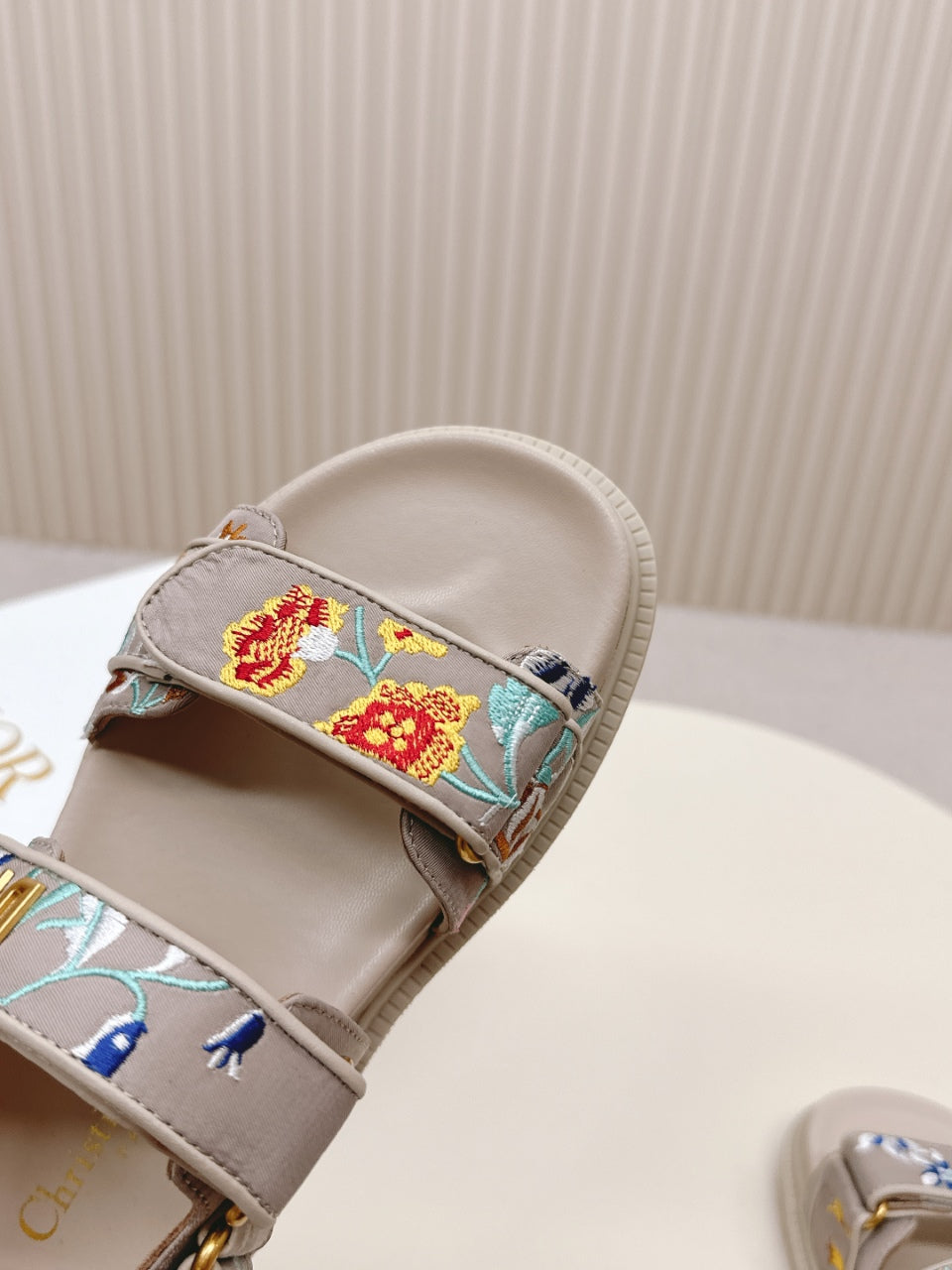 DIOR BACK-STRAP SANDALS 25S IN BEIGE CALFSKIN EMBROIDERED WITH PETITES FLEURS - 35