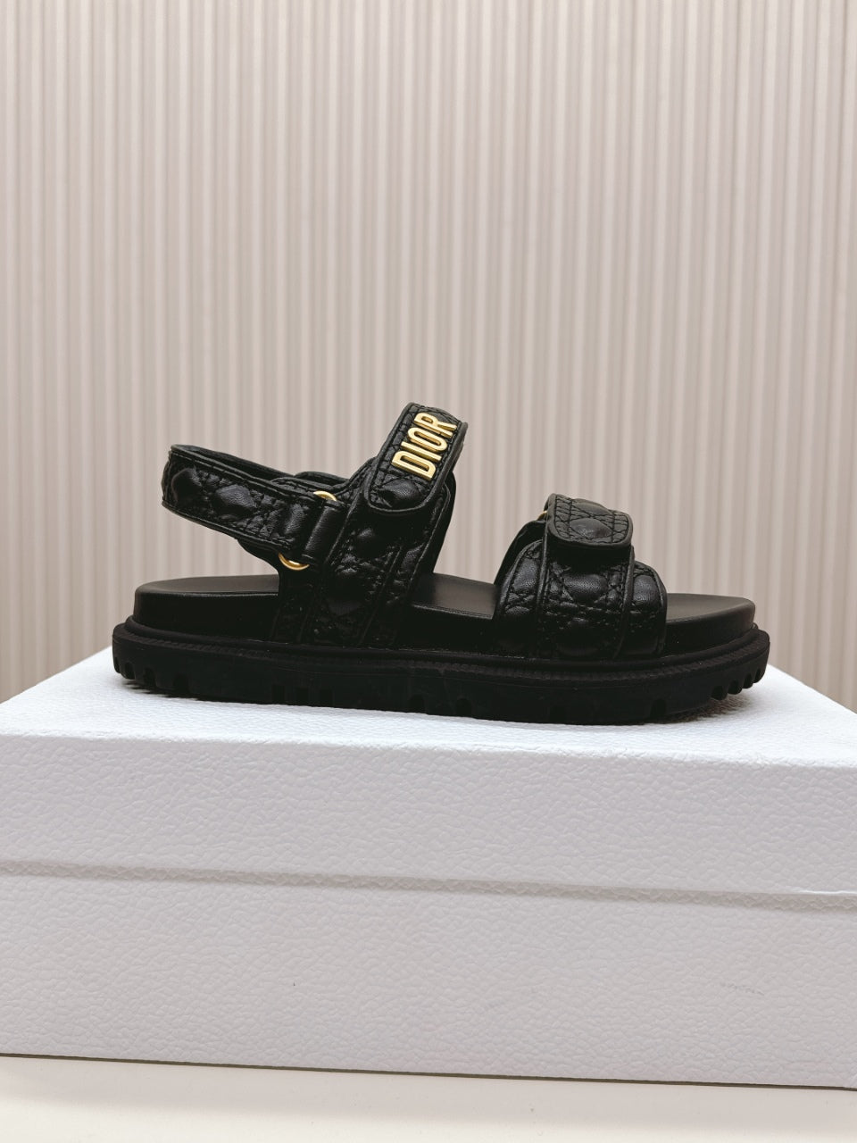 DIOR BACK-STRAP SANDALS 25S IN BLACK CALFSKIN - 35
