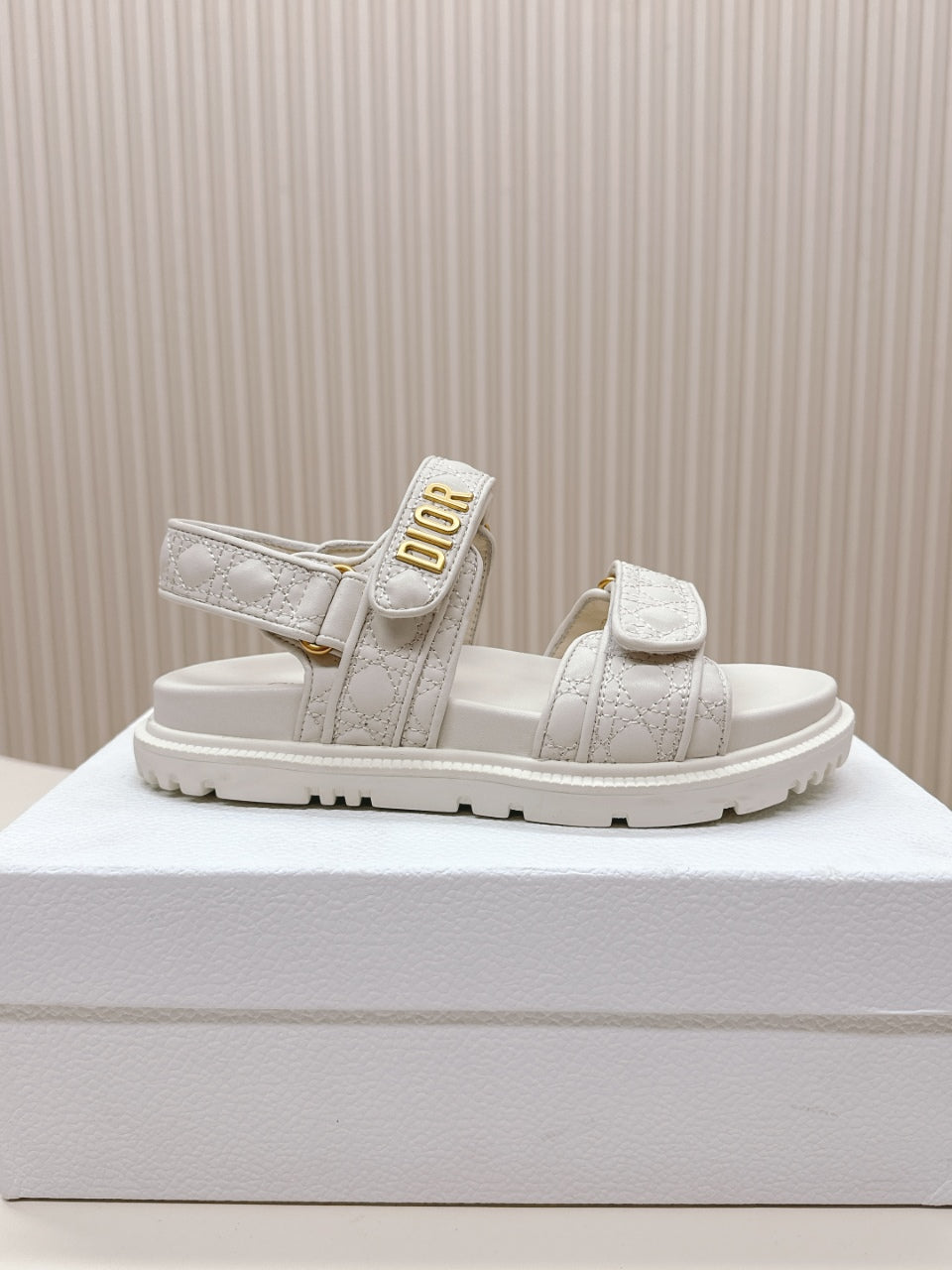 DIOR BACK-STRAP SANDALS 25S IN CREAM WHITE CALFSKIN - 35