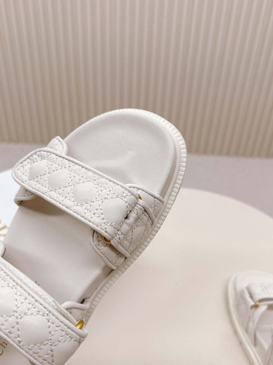 DIOR BACK-STRAP SANDALS 25S IN CREAM WHITE CALFSKIN - 35