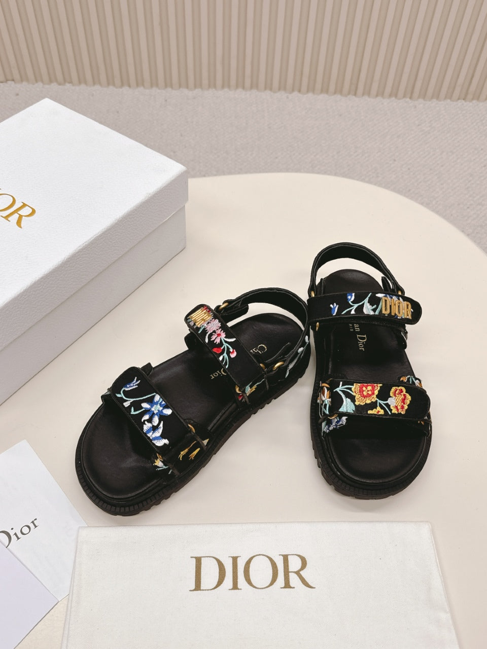 DIOR BACK-STRAP SANDALS 25S IN BLACK CALFSKIN EMBROIDERED WITH PETITES FLEURS - 35