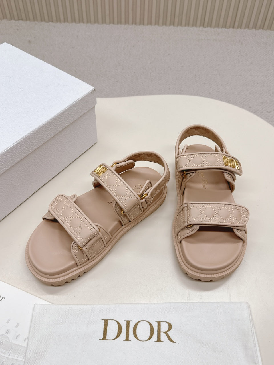 DIOR BACK-STRAP SANDALS 25S IN BEIGE CALFSKIN - 35
