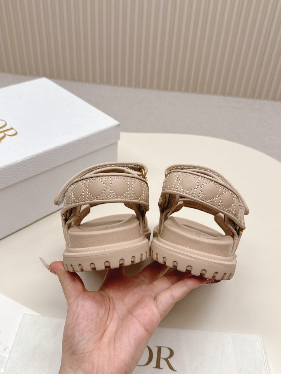 DIOR BACK-STRAP SANDALS 25S IN BEIGE CALFSKIN - 35