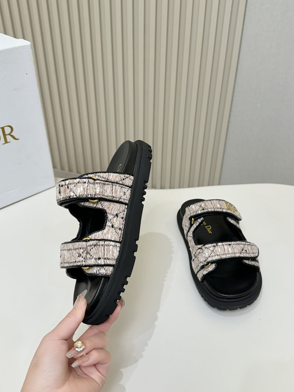 DIOR CLASSIC DOUBLE-STRAP SLIDES 25S IN SOFT ROSE BEIGE TWEED AND BLACK CALFSKIN - 35