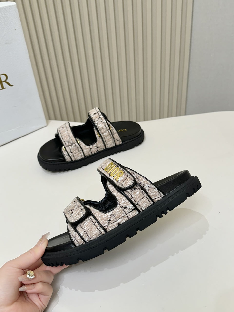 DIOR CLASSIC DOUBLE-STRAP SLIDES 25S IN SOFT ROSE BEIGE TWEED AND BLACK CALFSKIN - 35